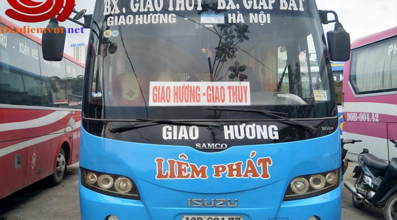 Xe khách tuyến Giao Thuỷ Nam Định Giáp Bát Hà Nội