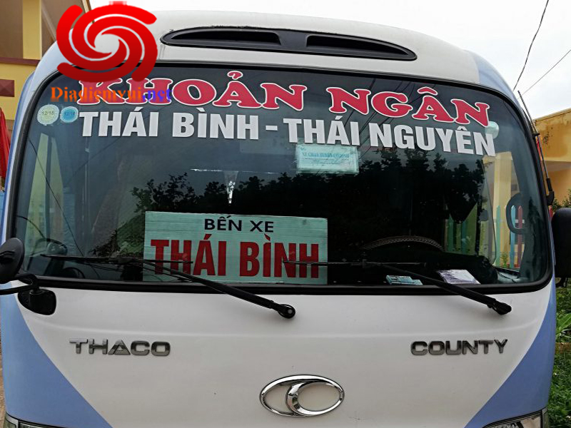 Xe khách Khoản Ngân tuyến Thái Bình đi Bến xe Đại Từ Thái Nguyên