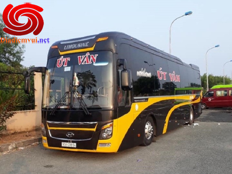 Xe Limousine Út Vân tuyến Tp hcm Sài Gòn đi Hậu Giang và ngược lại