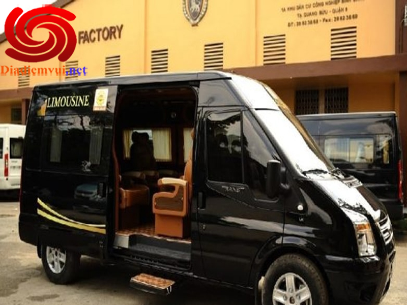 Xe Limousine Hoàng Giang tuyến Tp hcm Sài Gòn đi Quảng Ninh và ngược lại
