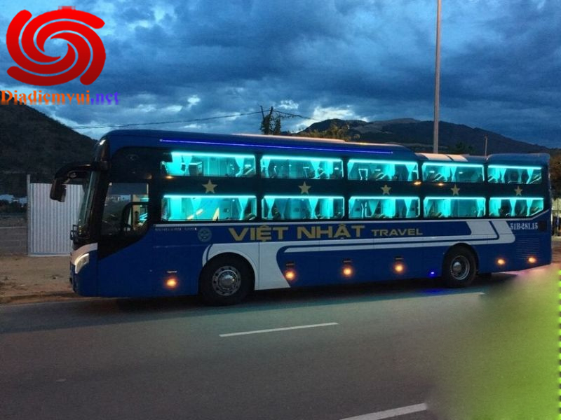 Xe khách Việt Nhật tuyến Nha Trang Khánh Hòa đi Đà Lạt Lâm Đồng và ngược lại