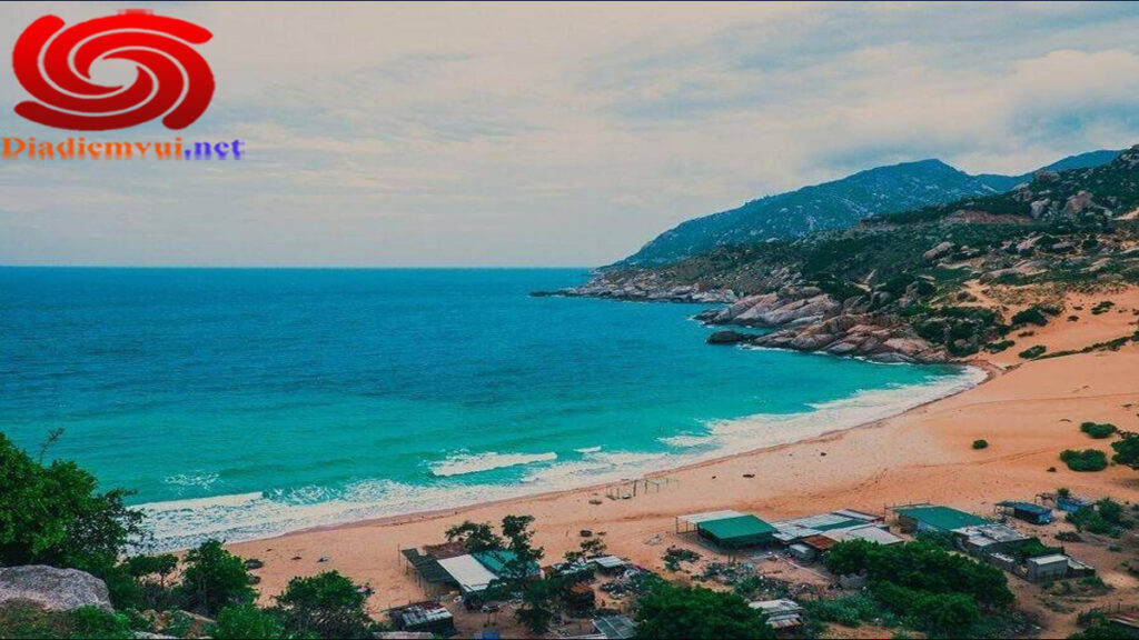 Làng chài Mũi Dinh Ninh Thuận - Khám phá vùng đất ven biển tuyệt đẹp