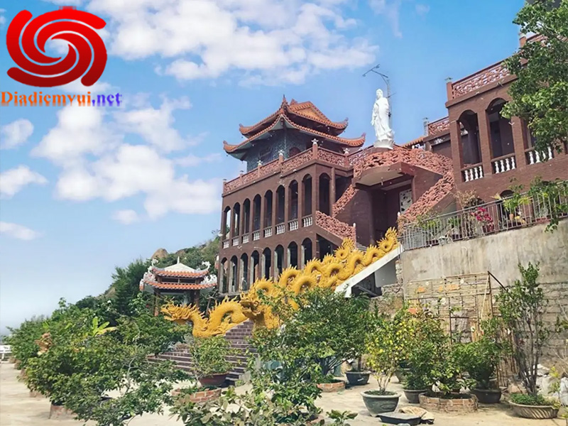 Trùng sơn Cổ Tự ngôi chùa với kiến trúc có 1 không 2