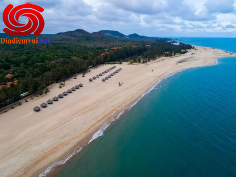 Bãi biển Hồ Cốc bãi biển đẹp gần tp Hồ Chí Minh